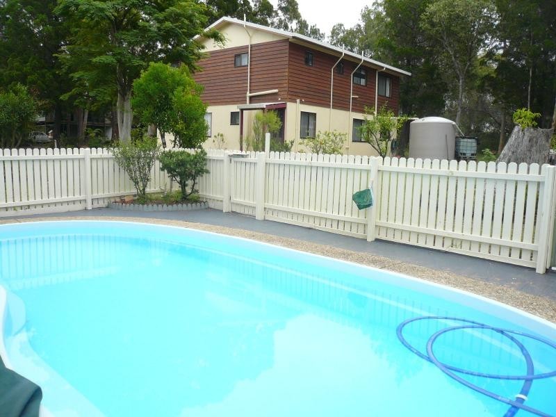 19 Barramundi Street, Macleay Island QLD 4184