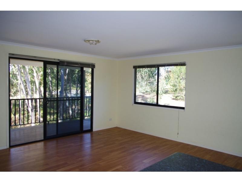 15 Oomool street, Macleay Island QLD 4184