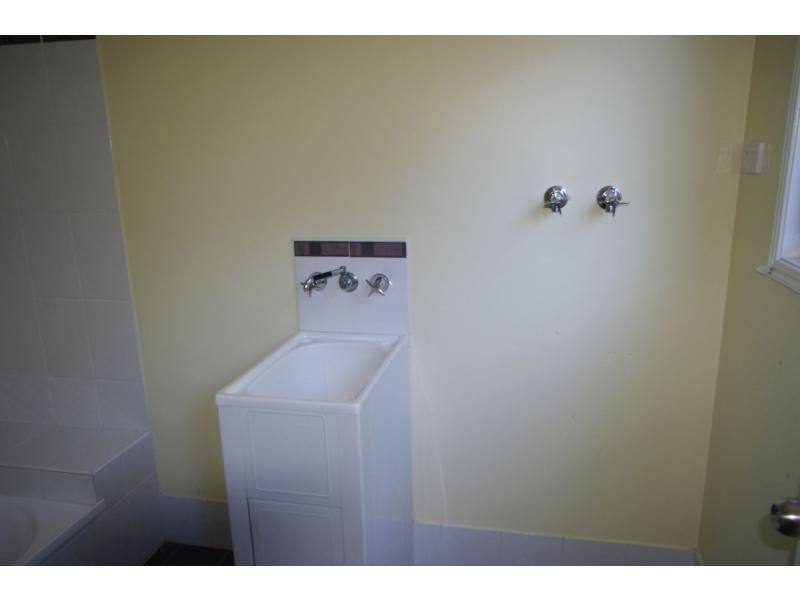 15 Oomool street, Macleay Island QLD 4184