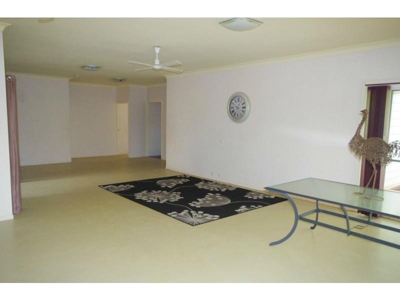 38 Noyes Parade, Karragarra Island QLD 4184