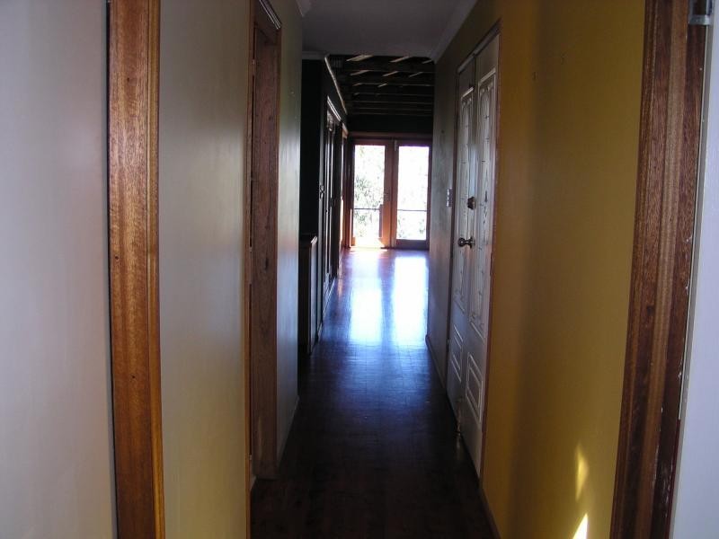 12 Ray Street, Macleay Island QLD 4184