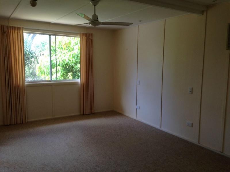 98 Treasure Island Avenue, Karragarra Island QLD 4184