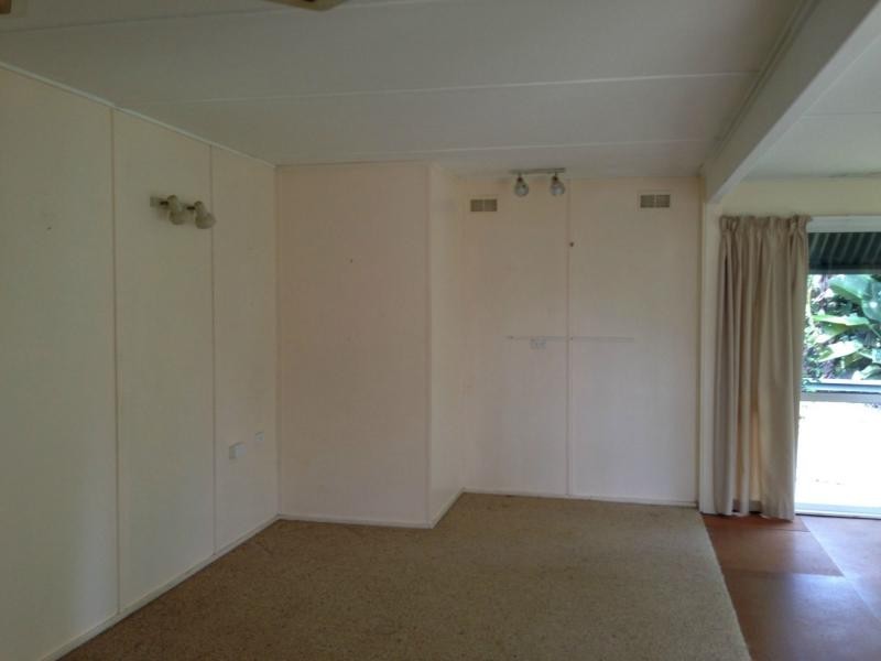 98 Treasure Island Avenue, Karragarra Island QLD 4184
