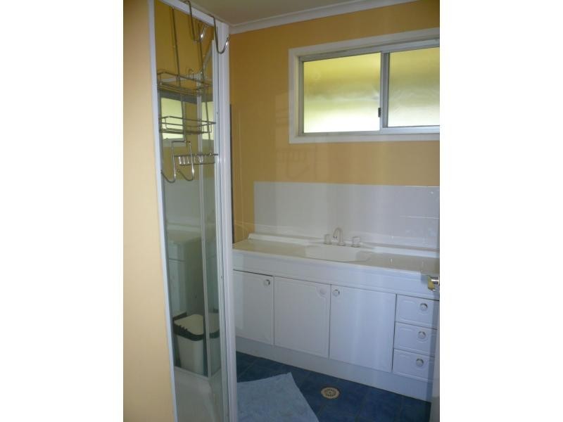 112 Western Road, Macleay Island QLD 4184