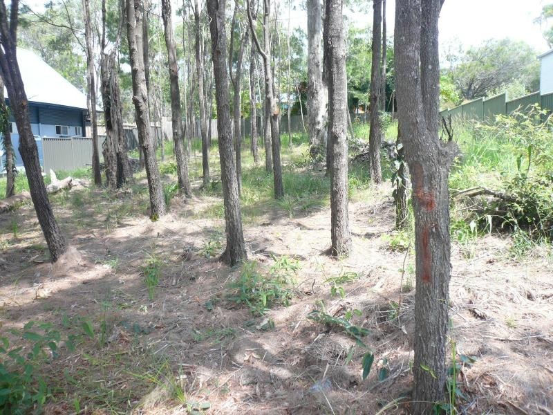 8 Oomool Street, Macleay Island QLD 4184