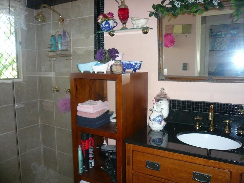 190 High Central Road, Macleay Island QLD 4184