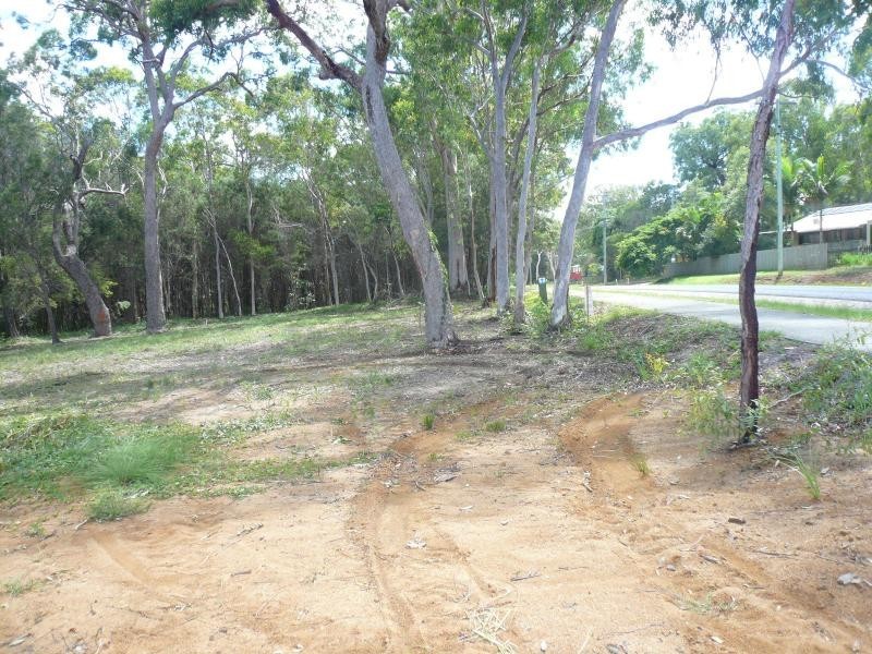 1 Kestral Street, Macleay Island QLD 4184