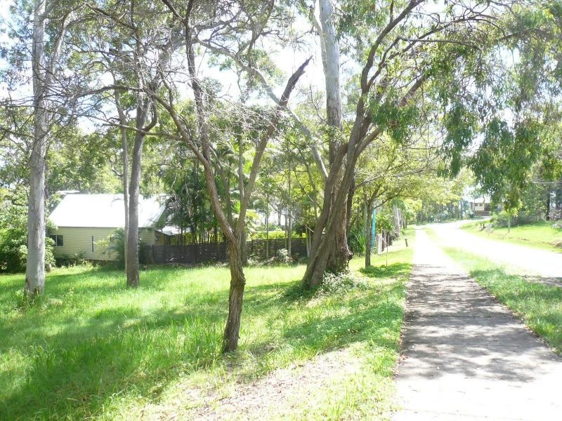 187-189 Kate Street, Macleay Island QLD 4184