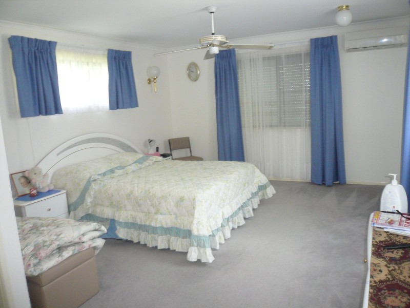 81 Coondooroopa Drive, Macleay Island QLD 4184