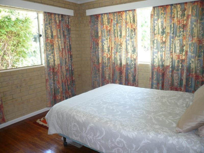 42 Beelong Street, Macleay Island QLD 4184