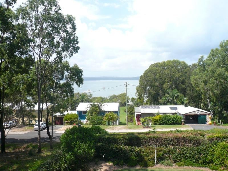 42 Beelong Street, Macleay Island QLD 4184