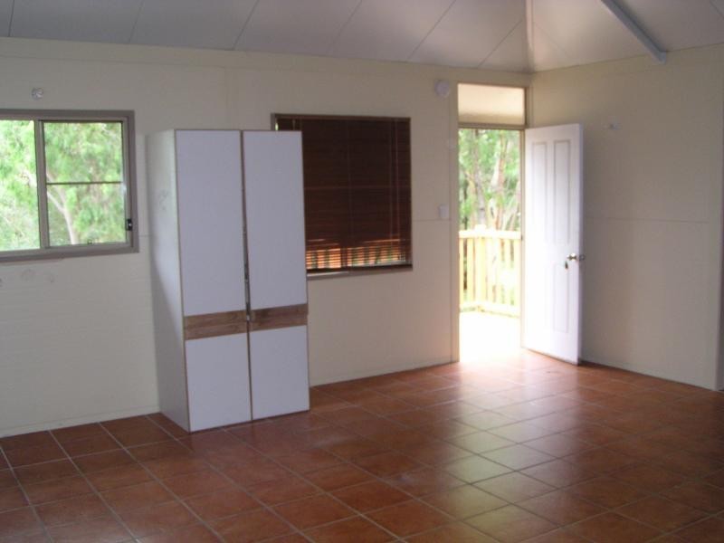 32 Alexander Street, Macleay Island QLD 4184