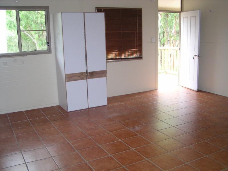 32 Alexander Street, Macleay Island QLD 4184