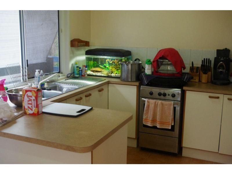 11 Ashton Street, Macleay Island QLD 4184