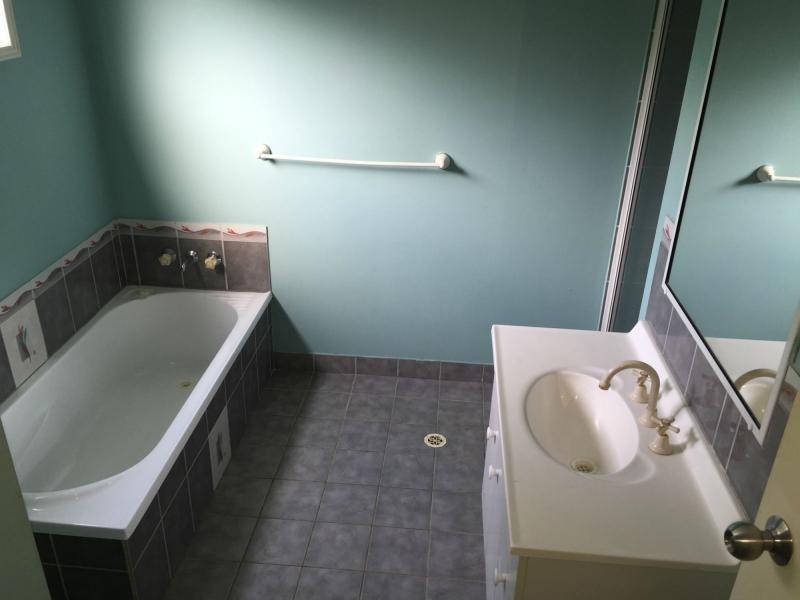 60 Perulpa drive, Lamb Island QLD 4184