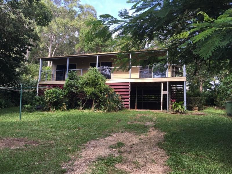 60 Perulpa drive, Lamb Island QLD 4184