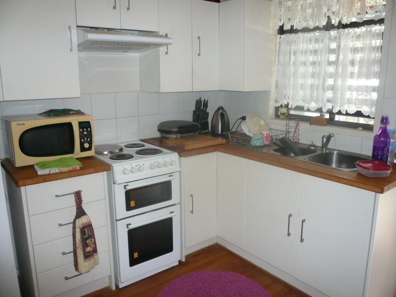 1 Noondo Street, Macleay Island QLD 4184