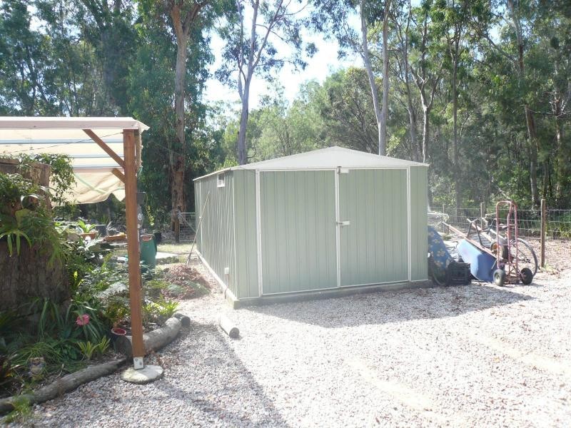 1 Noondo Street, Macleay Island QLD 4184