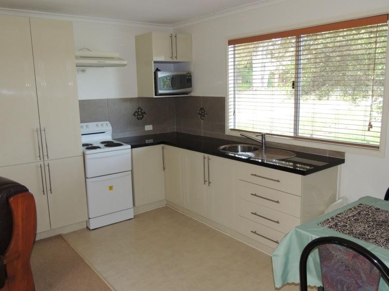 66 Lucas Drive, Lamb Island QLD 4184