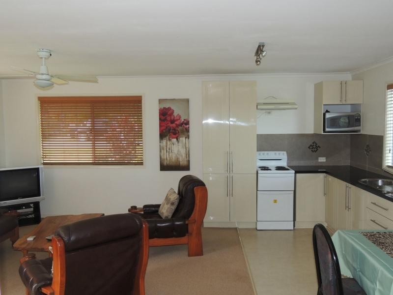 66 Lucas Drive, Lamb Island QLD 4184