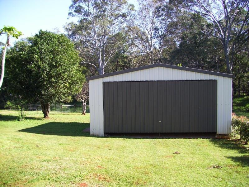 66 Lucas Drive, Lamb Island QLD 4184