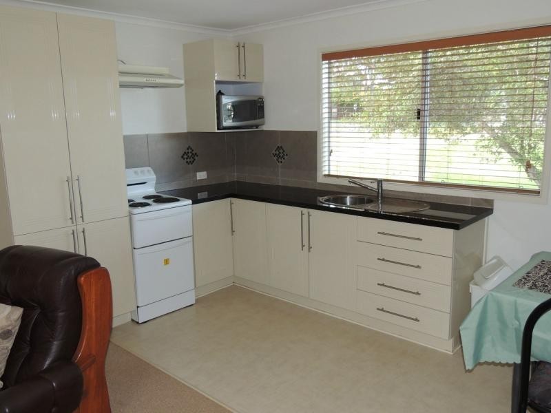 66 Lucas Drive, Lamb Island QLD 4184