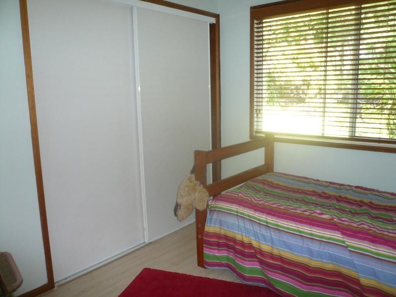 4 Wharf Street, Macleay Island QLD 4184