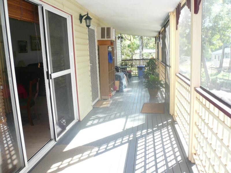 4 Wharf Street, Macleay Island QLD 4184
