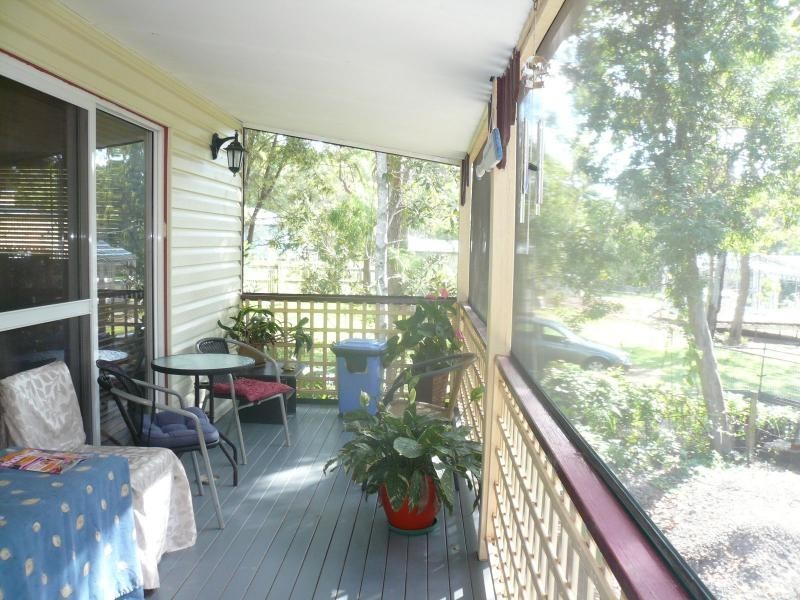 4 Wharf Street, Macleay Island QLD 4184