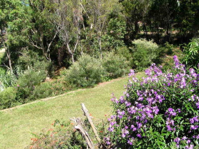 31 Leanne Street, Macleay Island QLD 4184