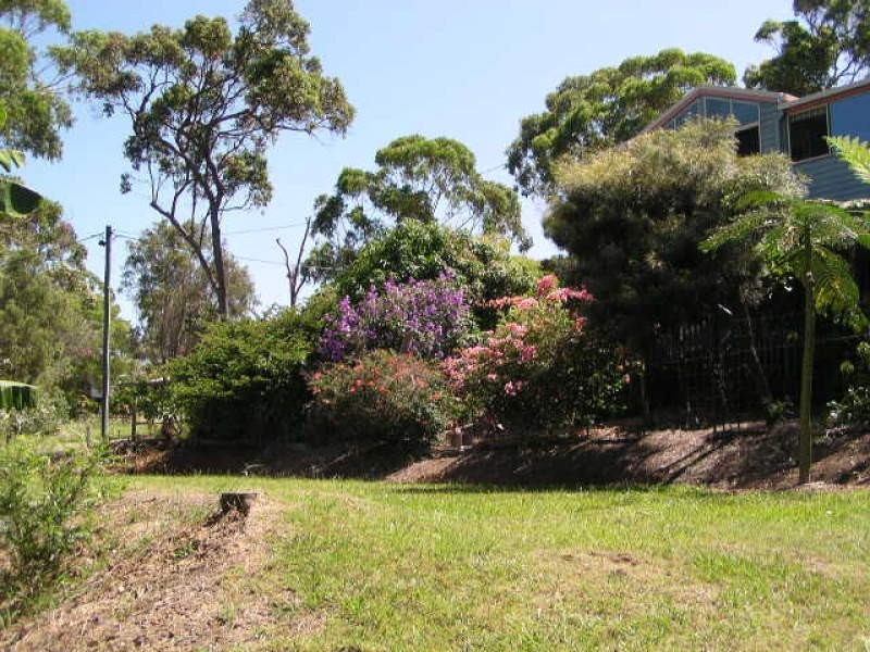 31 Leanne Street, Macleay Island QLD 4184