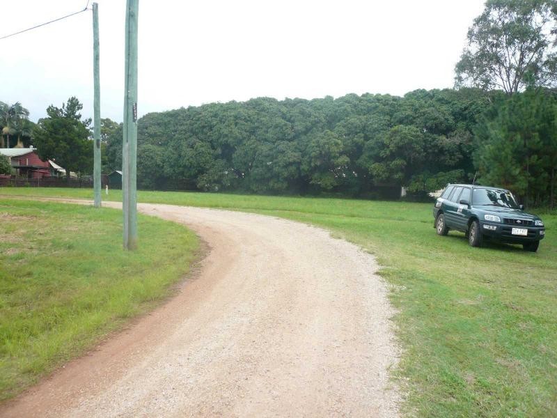 25 Betty Street, Macleay Island QLD 4184