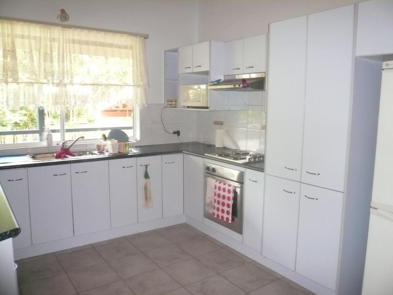 13 Marine Street, Macleay Island QLD 4184