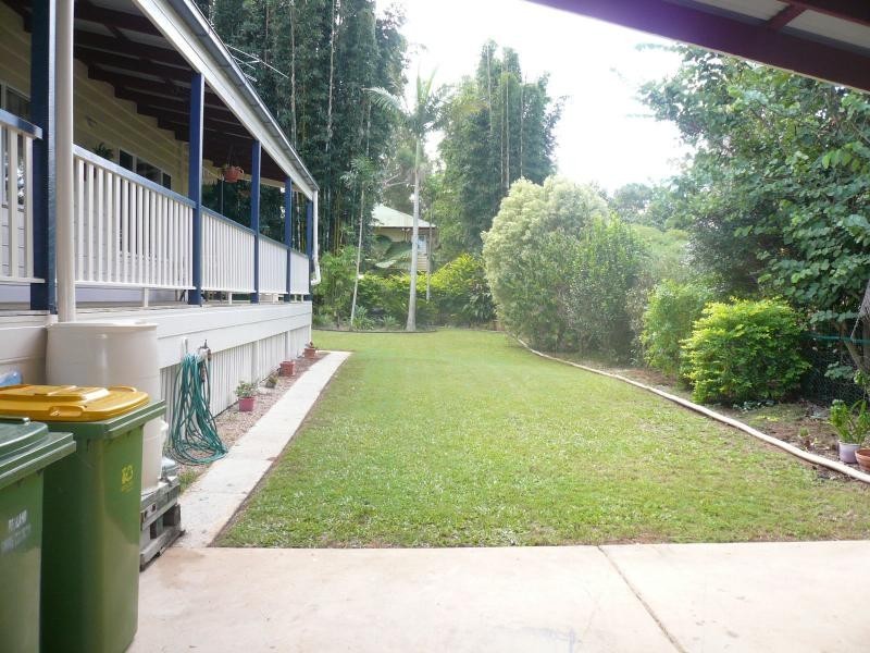 13 Marine Street, Macleay Island QLD 4184