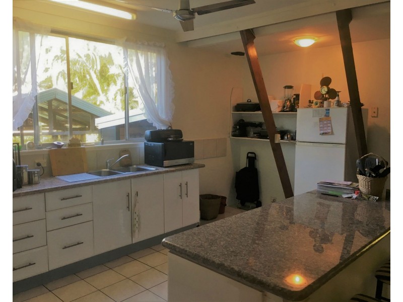 40-42 Noyes Parade, Karragarra Island QLD 4184