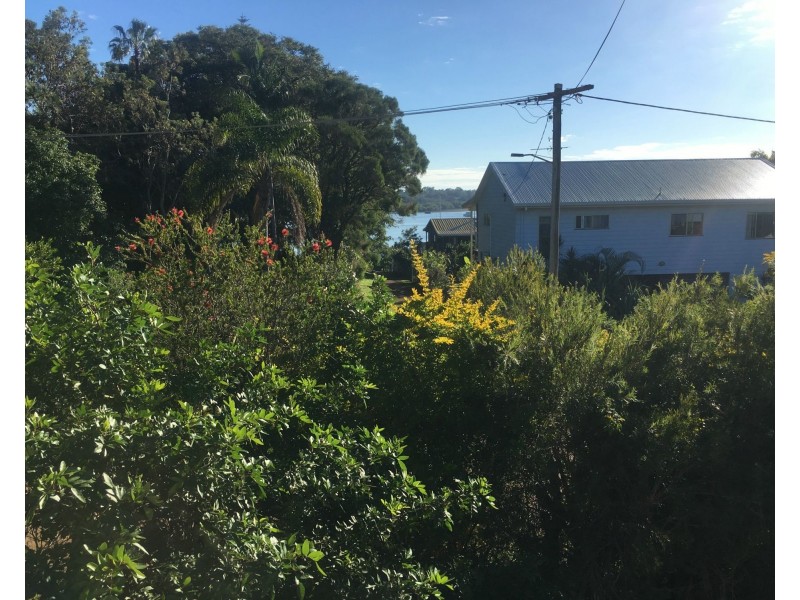 40-42 Noyes Parade, Karragarra Island QLD 4184