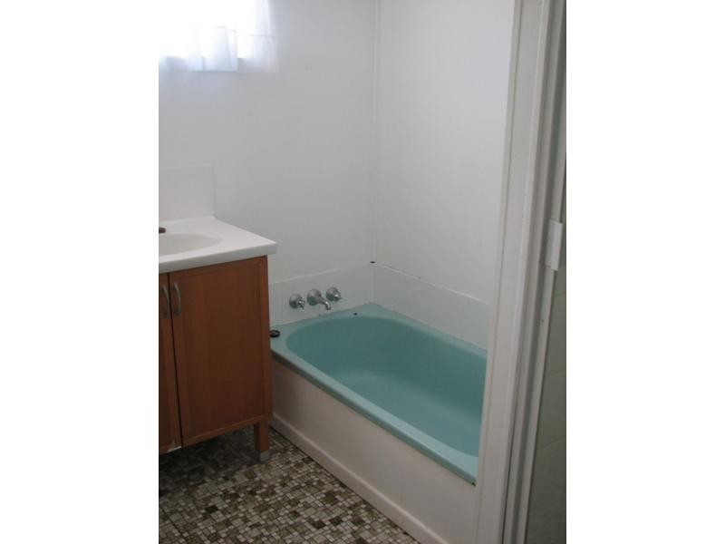 25 Tingara Street, Macleay Island QLD 4184