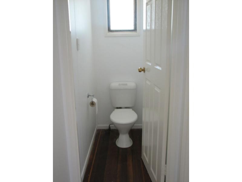 25 Tingara Street, Macleay Island QLD 4184