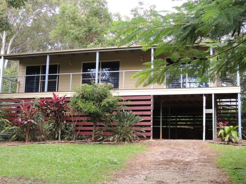 60 Perulpa Drive, Lamb Island QLD 4184
