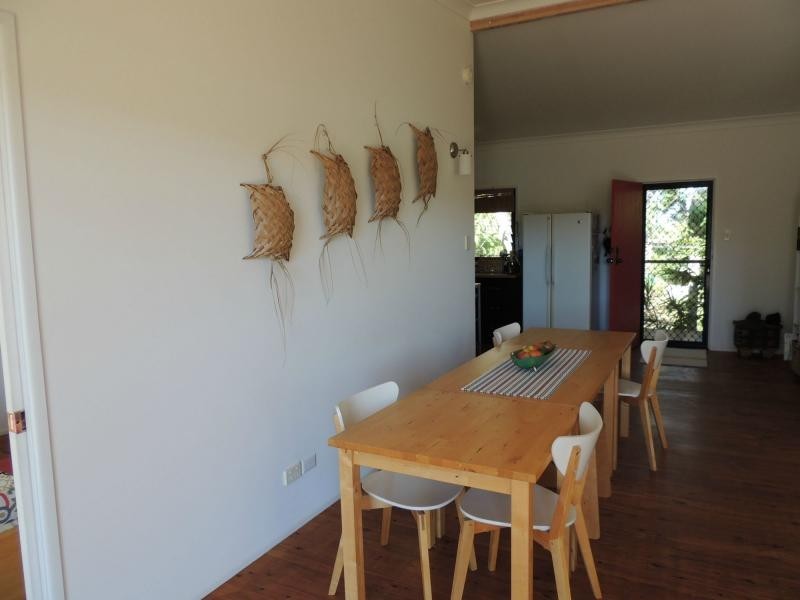 53 Crest Haven, Lamb Island QLD 4184