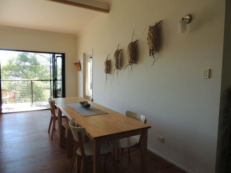 53 Crest Haven, Lamb Island QLD 4184