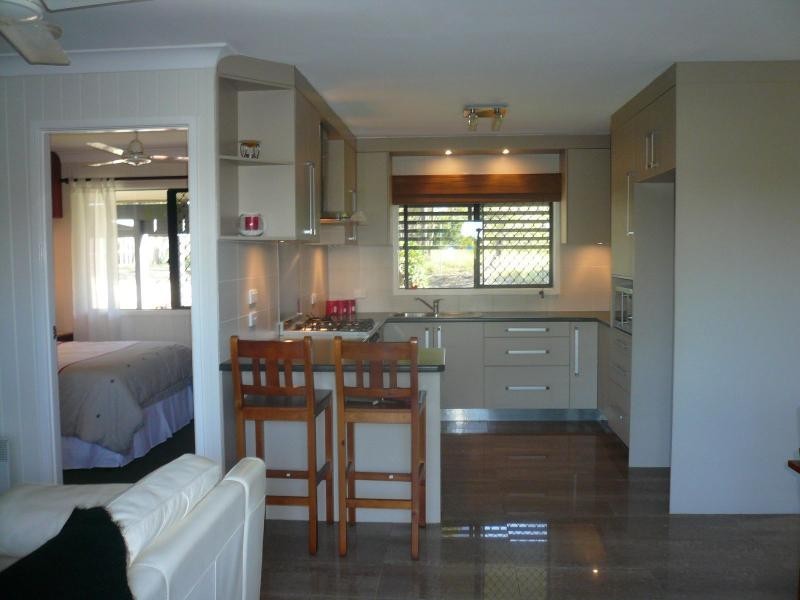 8 Timothy Street, Macleay Island QLD 4184