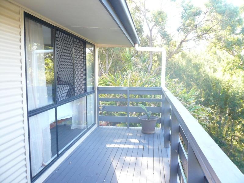 8 Timothy Street, Macleay Island QLD 4184