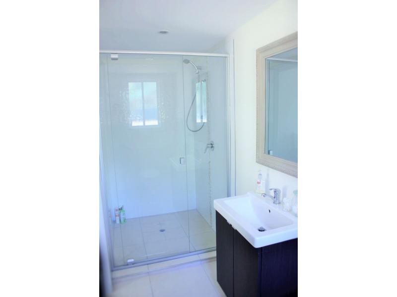 29 Tingara Street, Macleay Island QLD 4184