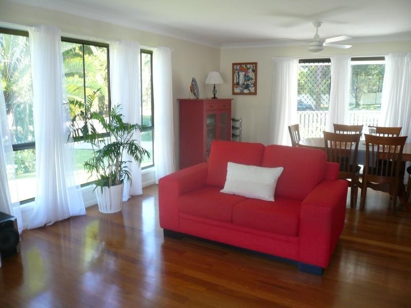 19 Benowa Street, Macleay Island QLD 4184