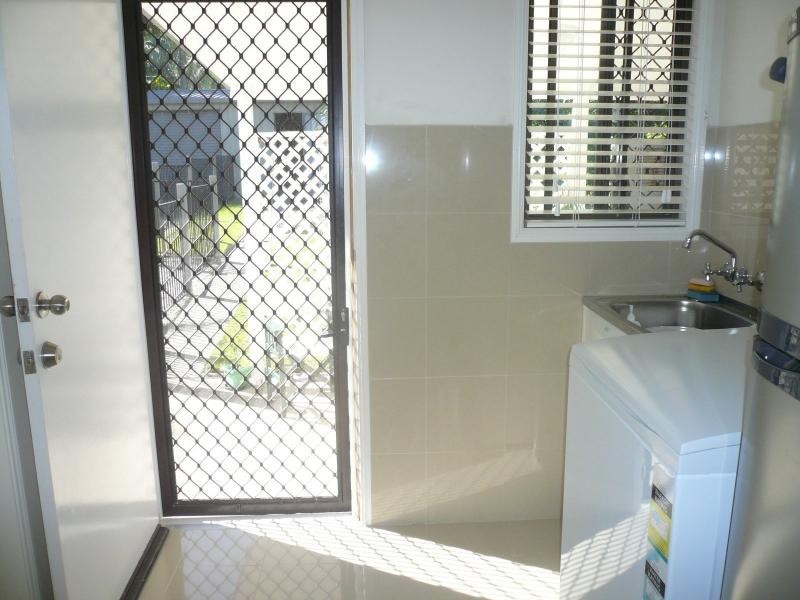 19 Benowa Street, Macleay Island QLD 4184