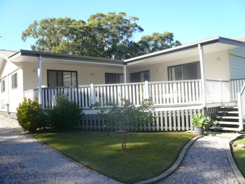 19 Benowa Street, Macleay Island QLD 4184