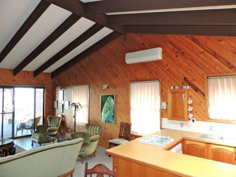 17 Lovell Parade, Lamb Island QLD 4184