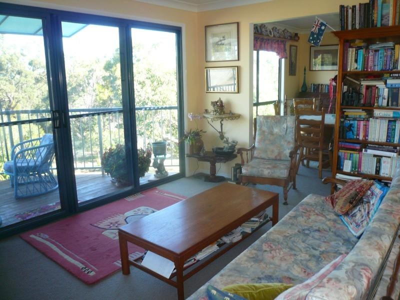 52 Eastbourne Terrace, Macleay Island QLD 4184