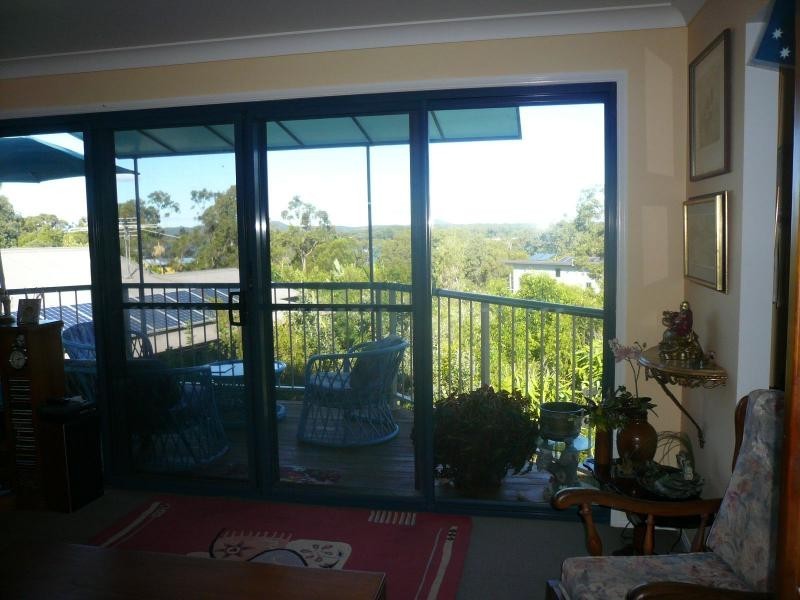 52 Eastbourne Terrace, Macleay Island QLD 4184
